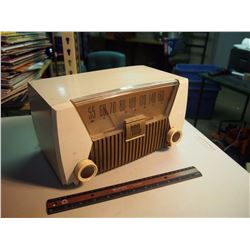 Motorola Model MK62X Radio (Not Working) (12”x7”x7”)