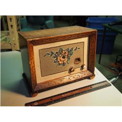 Electrophone Picture Radio Model PMU51-488, Wood Case, Floral Front