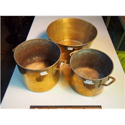 Graduated Copper Pots (3)