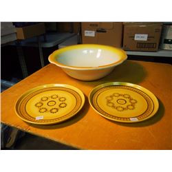 Large Basin with Accompanying Plates