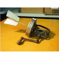 Metal Hand Turn Mixer