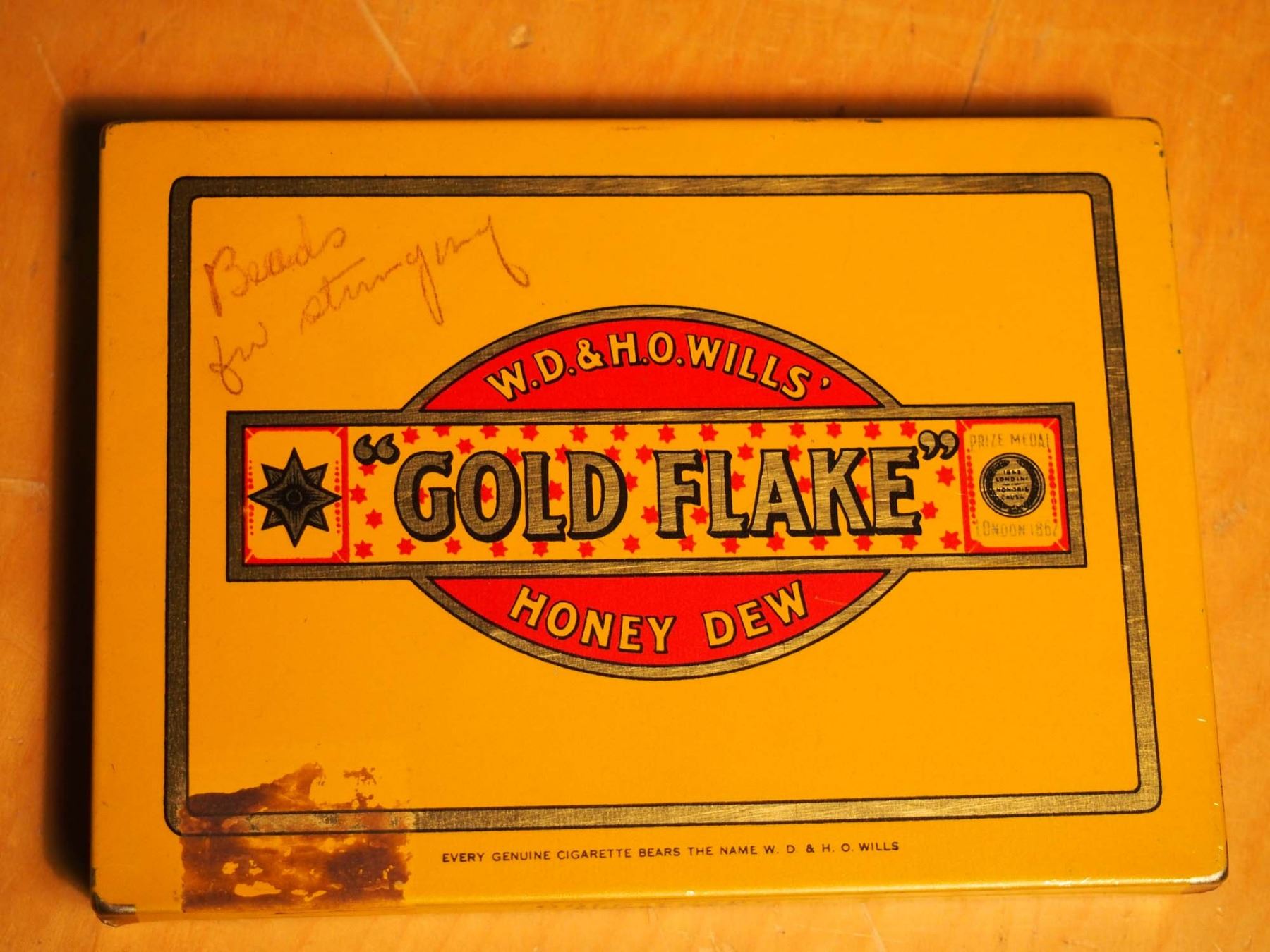 W D H O Wills Honey Dew Gold Flake Cigarette Tin W D H O Wills Honey Dew Gold Flake Cigarette Tin