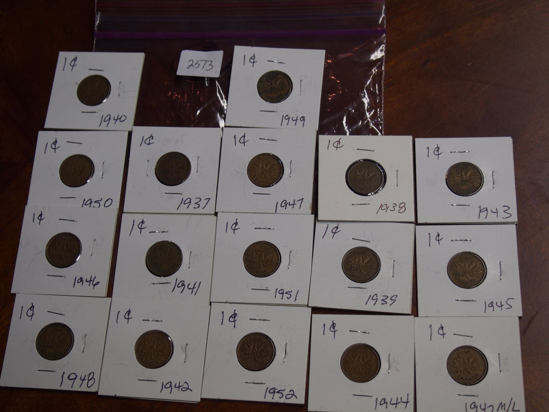 Complete Set VI Pennies (17) (19371952)