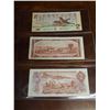 Image 2 : Canada 2-Dollar Bills (1954, 1974, 1986) (4)