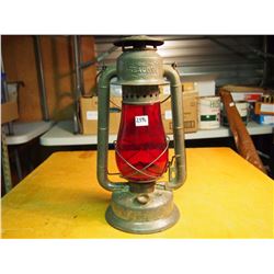 Beacon Lantern (Red Lens)