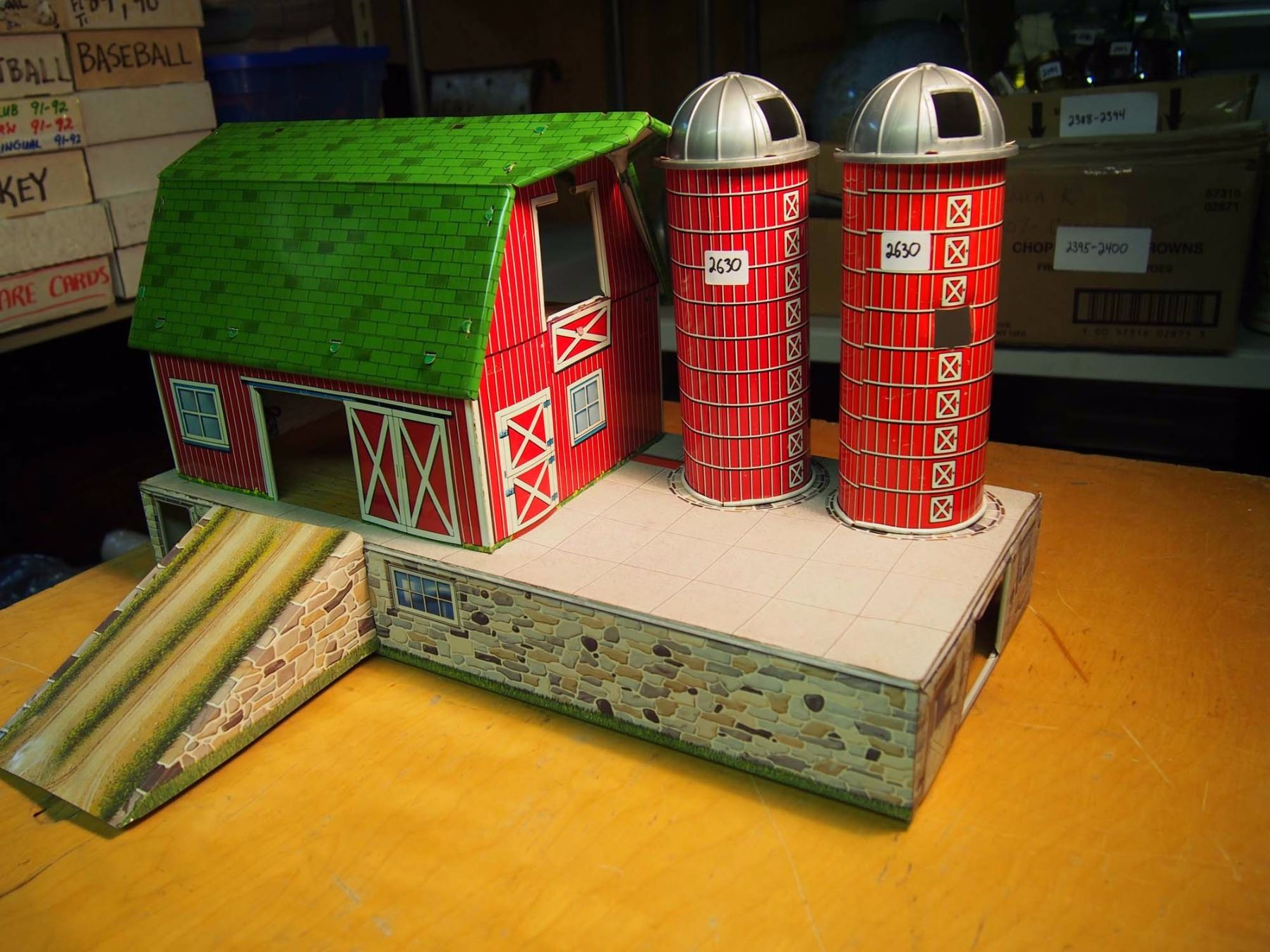 Vintage Metal Doll Barn With Ramp Silos 2 And Plastic Bag Of