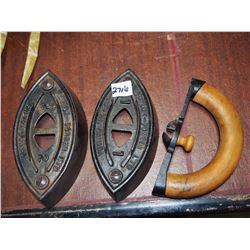 Sad Irons With Handles (2)