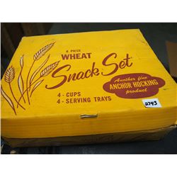 Anchor Hocking Wheat Snack Set (8-Pieces Glass) (1950's)