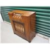 Image 2 : Antique Working Electrohome Tube Cabinet Radio, 30"x30"x12"