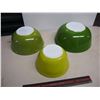 Image 2 : Green Pyrex Bowl Set (3) Mint