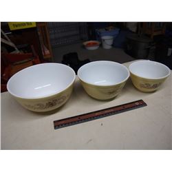 Pyrex Nesting Bowls (3), Brown Pattern Mint (401-402-403)