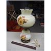 Image 1 : Vintage Brown Flowered Hurricane Lamp (Working)