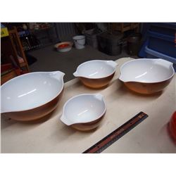 Brown Pyrex Bowls (4)(441-444) Mint