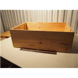 Wood Crate (12.5" x 20" x 7")