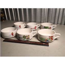 Set of Soup Cups With Family Themed Designs (6)