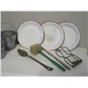 Image 4 : Tinware & Kitchen Utensils