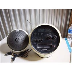 Retro 1970's 8-Track Player With Fleetwood Speaker