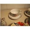 Image 5 : Lot of Japan Made Tea Cups and Saucers (5)