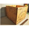 Image 3 : Canadian Butter Box (13"x13 1/2"x11"}