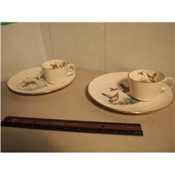 Bird Themed Cups with Matching Plates (2)