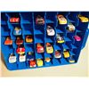 Image 2 : Lot of Hot Wheels with Carrying Case (24)