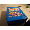 Image 5 : Lot of Hot Wheels with Carrying Case (24)