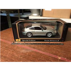 Maisto Special Edition Porshe 911 Carrera 4S 1:18 Car Model