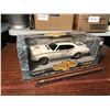 Image 1 : American Muscle Collector's Edition 1969 Hurst Olds 1:18 Die-Cast Metal Car Model