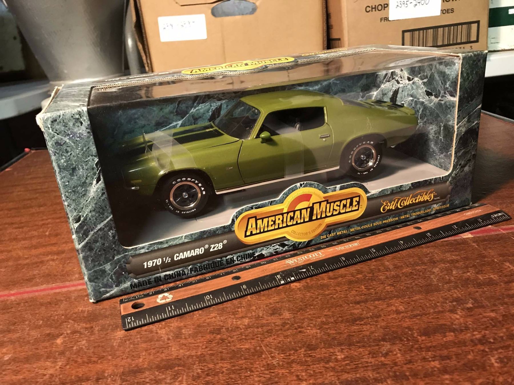 American Muscle Collector's Edition 1970 1/2 Camaro Z28 118 DieCast