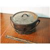 Image 1 : Caste-Iron Pot With Handle