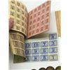 Image 8 : Lot RCAF WW2 Canadian Buttons & Ration Books