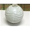 Image 1 : White Porcelain Lightning Rod Ball (Star Motif)