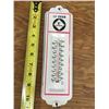 Image 1 : Co-op Feed advertising Thermometer
