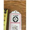 Image 2 : Co-op Feed advertising Thermometer