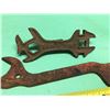 Image 4 : Lot (4) Antique John Deere Wrenches