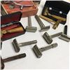 Image 8 : Lot Vintage Safety Razors, Brushes And Clippers