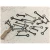 Image 1 : Lot (22) Antique Skeleton Keys