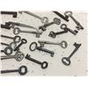 Image 4 : Lot (22) Antique Skeleton Keys