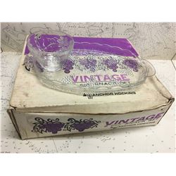 Boxed 8 Piece Vintage Snack Set By Anchor Hocking