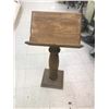 Image 1 : Childrens Wooden Podium Music Stand