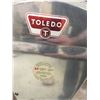 Image 8 : Vintage Toledo Scale 19" Tall