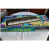 Image 1 : CASIO ELECTRONIC KEYBOARD