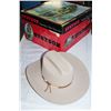 Image 1 : STETSON 4X BEAVER HAT SIZE 57/7 1/8" IN BOX