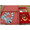Image 1 : TWO EASTERN BOXED NECKLACE SETS