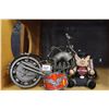 Image 1 : METAL MOTORCYCLE FIGURE AND HARLEY COLLECTIBLES