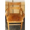 Image 1 : MAPLE ARM CHAIR