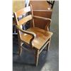 Image 3 : MAPLE ARM CHAIR