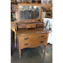 ANTIQUE GULLACHSEN AND SON DRESSER WITH MIRROR