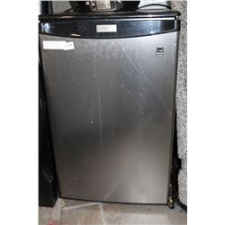 DANBY DESIGNER BAR FRIDGE