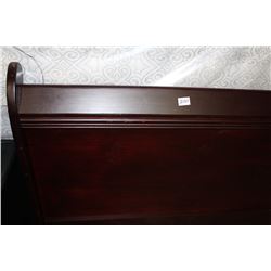 KINGSIZE HEADBOARD